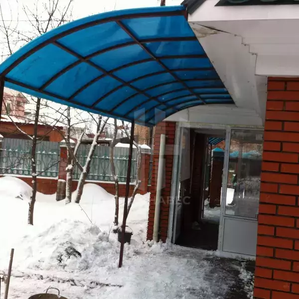 Навес из синего поликарбоната